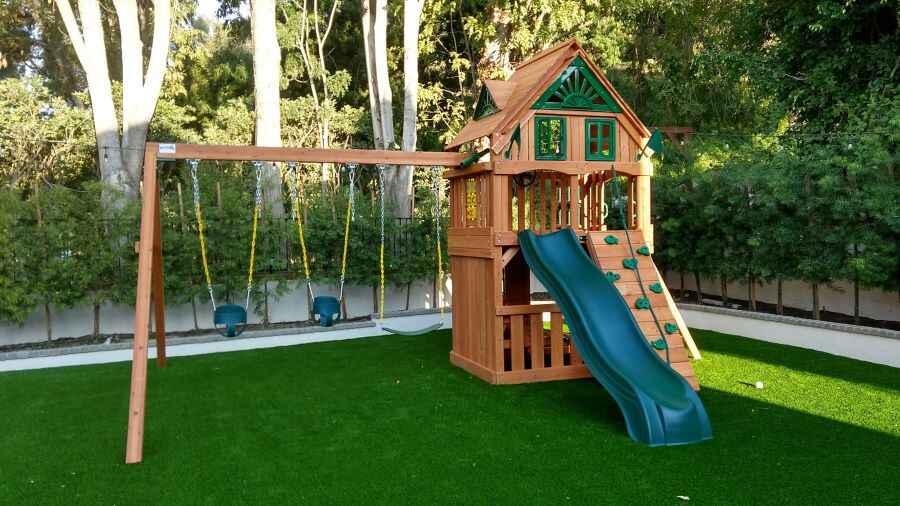 Gorilla Chateau Swing Set