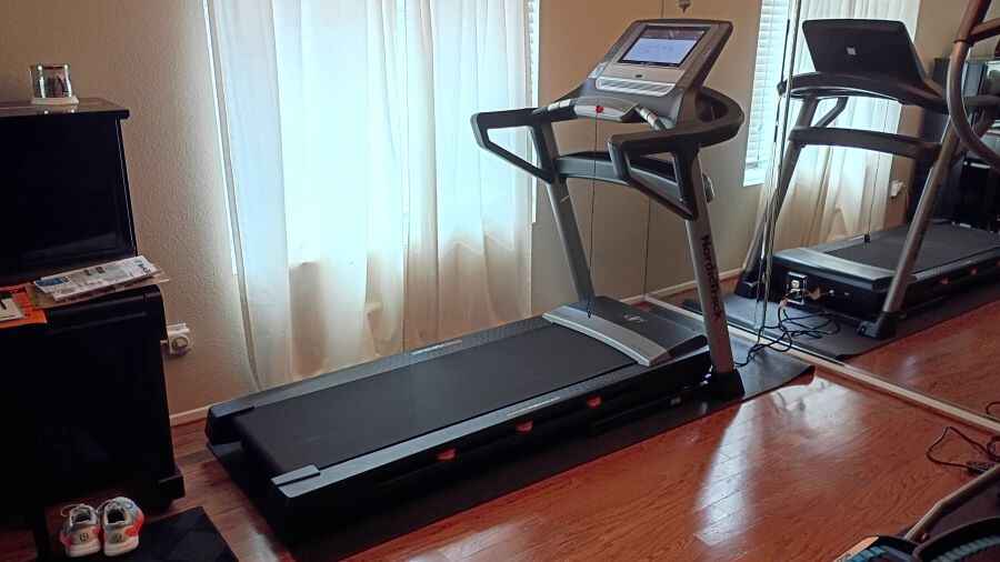 Nautilus Treadmill