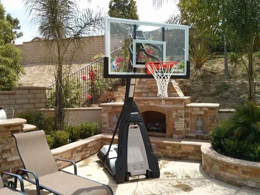 Spalding The Beast Portable Basketball Goal